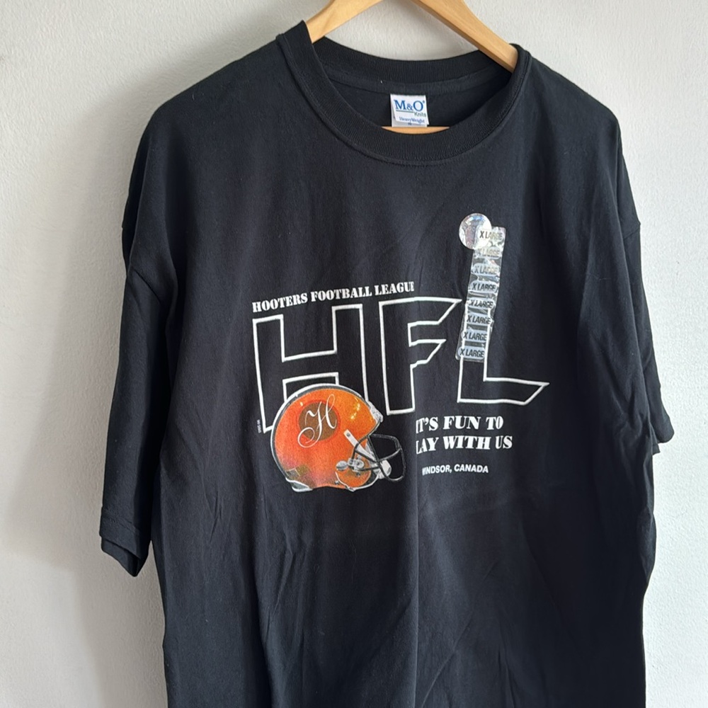 Vintage Hooters Football T-Shirt / XL / 2006 / New
